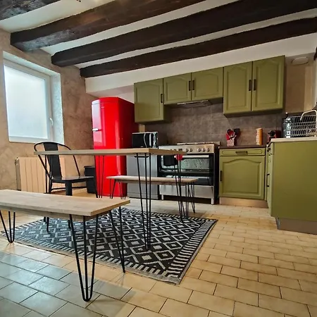 Le Logis, Beaulieu Holiday home *